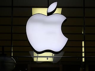 Apple races to tweak software ahead of looming US watch ban