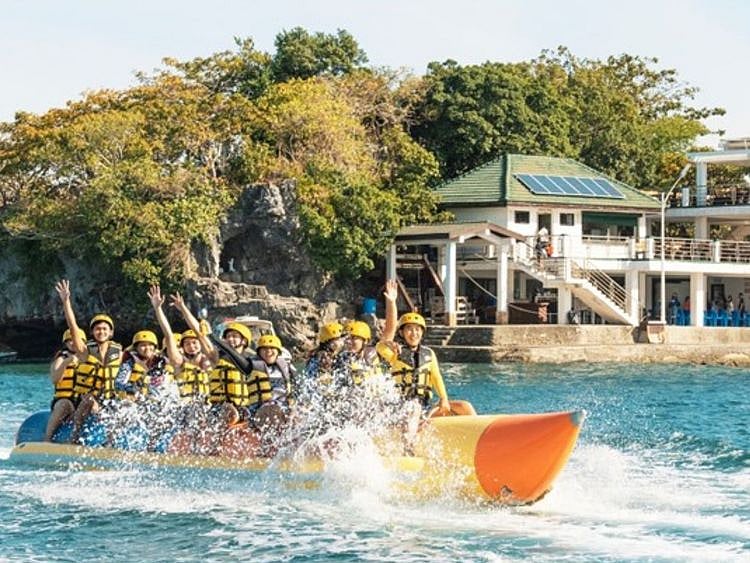 Philippine tourists