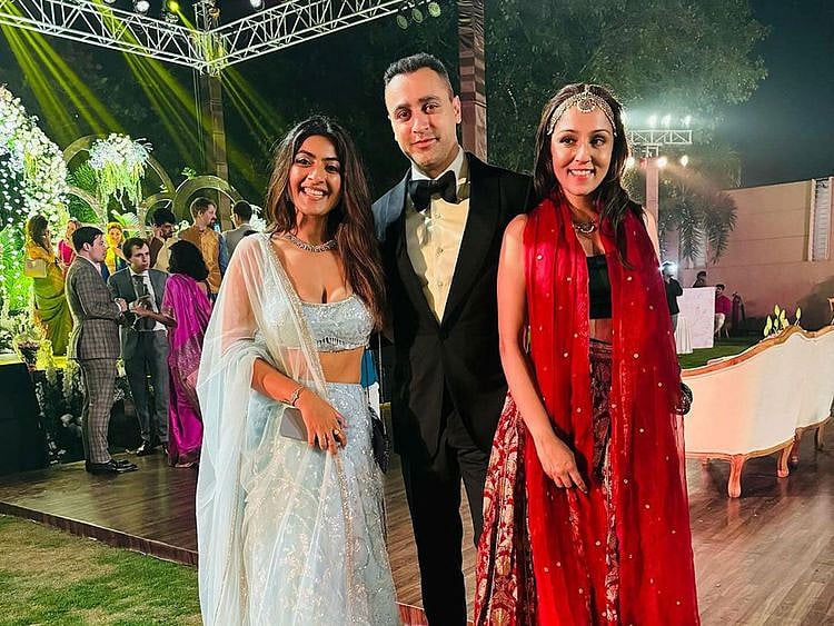 Imran Khan and Lekha Washignton 
