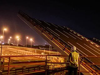 Video: RTA completes maintenance work on Al Maktoum Bridge
