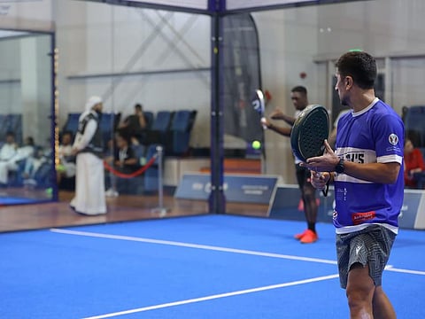 Clarance Seedorf and David Pizarro in action during the first matches of the Legends Padel Tour.
