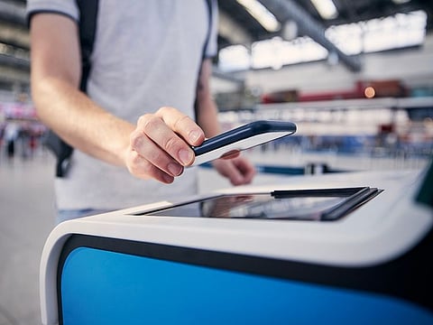 New-gen airports and its terminals make a strong emphasis on raising the level of mental comfort of its passengers. 