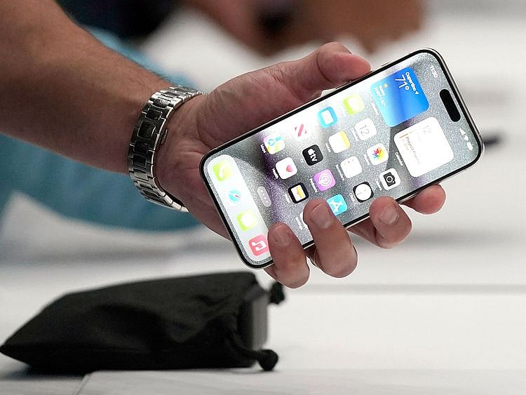 How_To_Tech_iPhone_Stolen_Device_Protection_07780--4e4ef-(Read-Only)