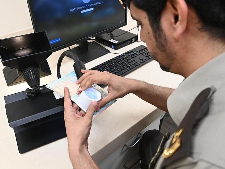 GDRFA detects  fake passports visa61-1706418990602