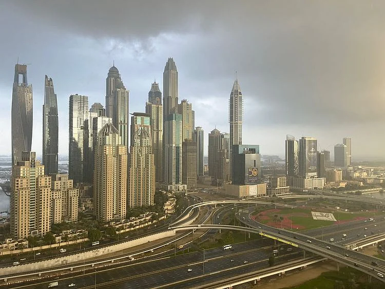overcast skies in Dubai