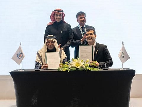 The venture has a planned capacity of 42 million fingerlings and marine pen production facilities, with the production of finfish in the pens projected to reach 20 kt per year.