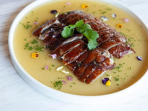 Crispy roasted duck in lemongrass sauce 