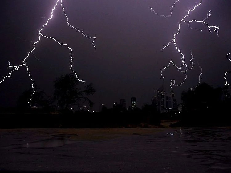 20240204 rain in dubai