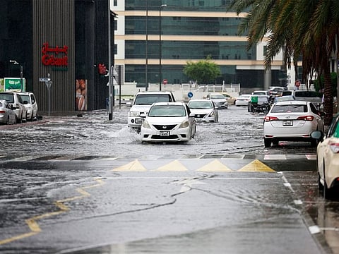 UAE urges flexible work for private sector companies during bad weather.