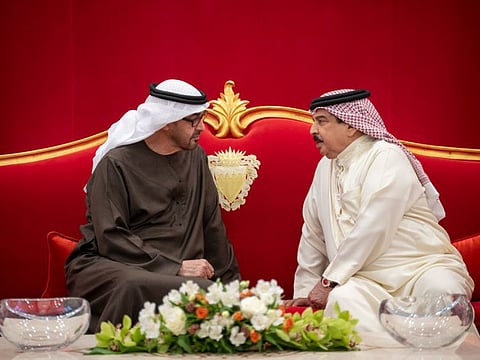 MANAMA, BAHRAIN: UAE President His Highness Sheikh Mohamed bin Zayed Al Nahyan (L) meets with Hamad bin Isa Al Khalifa, King of Bahrain (R), upon arriving at Sakhir Air Base.
