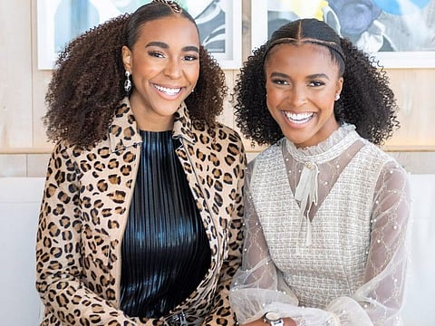 Justice Faith and Nia Faith, Révolutionnaire