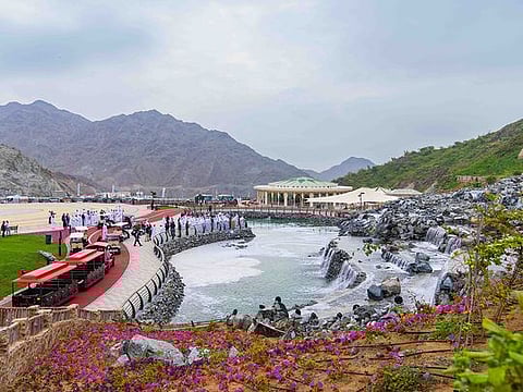 Executive committee meeting at Sharjah Health Authority to discuss progress towards expanding the Health Cities programme