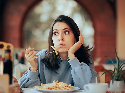Eating refined carbs for breakfast is a bad idea: It is known to cause physiological changes and affect your facial appearance. You lose the glow, and your skin just looks dull and aged in time.