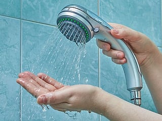 5 best shower filters to protect your hair and skin in UAE, for 2024