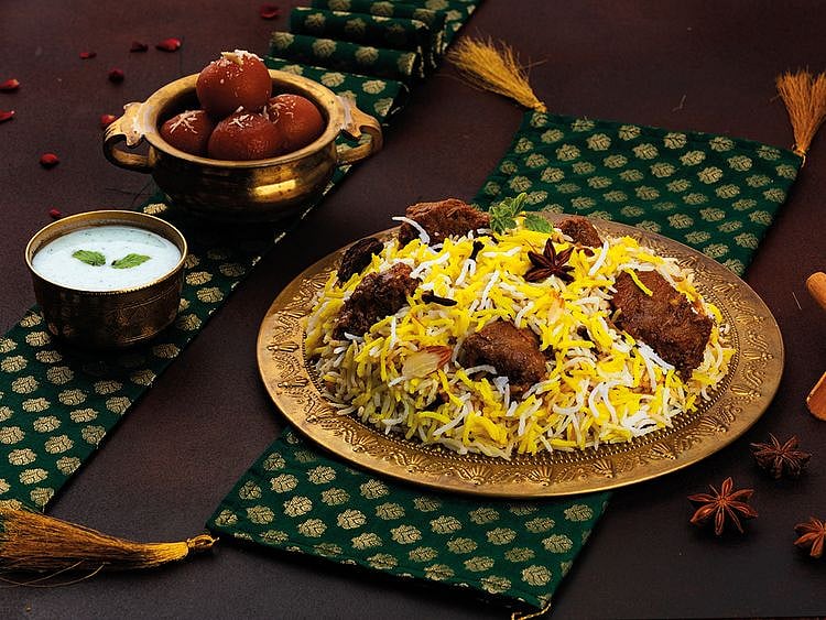 SU_240322_Holi_advt-Behrouz-FOR-WEB