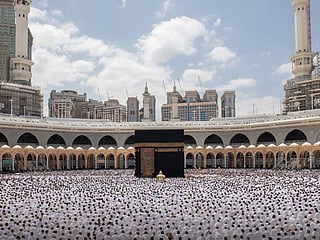 Saudi Arabia allows all visa holders to perform Umrah, ministry confirms