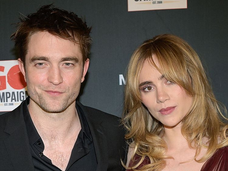 Robert Pattinson and Suki Waterhouse-1711536640334