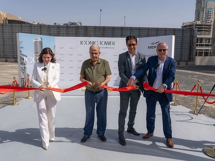 From Left to Right: Diana Nilipovscaia, CEO, Mered, Salim Khouri, Founder, Dutch Foundation Dubai, Amar Tahilani, CEO, Mirage, and Peter Westeng, Chairman and CFO, Omnium.