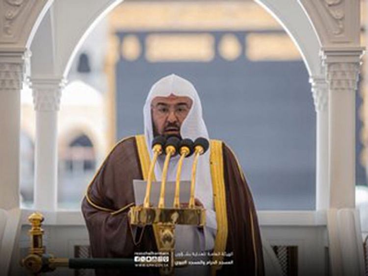Chief of the Presidency for Religious Affairs at the Grand Mosque and the Prophet’s Mosque Sheikh Abdul Rahman Al Saudais speaking at a ceremony in Mecca.