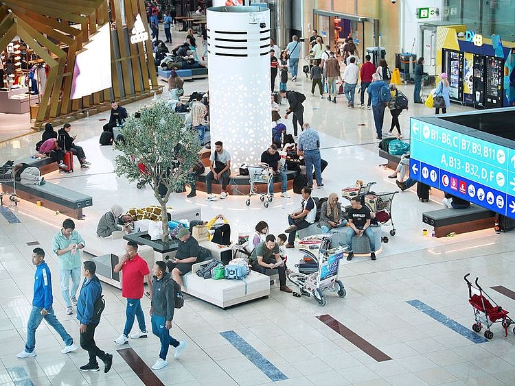 DUBAI AIRPORT RAIN
