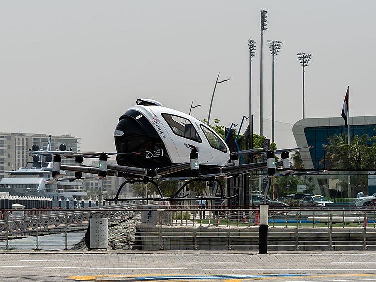 Stock-Air-Taxi
