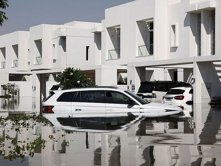 DUBAI RAIN