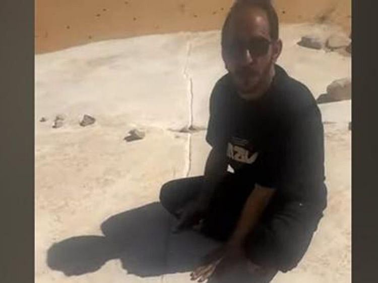 Hiker Al Shammari tested the rock’s temperature by walking on it barefoot, confirming its chilly nature even in direct sunlight. 