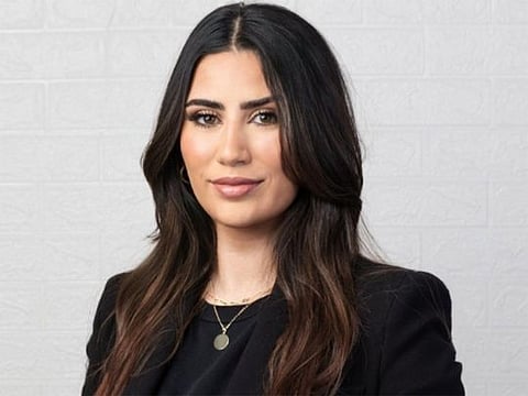 There are some well defined pros and cons that brands must take on for a squad of influencers.