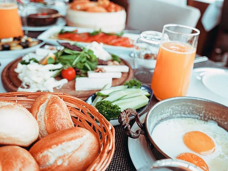 Breakfast platter