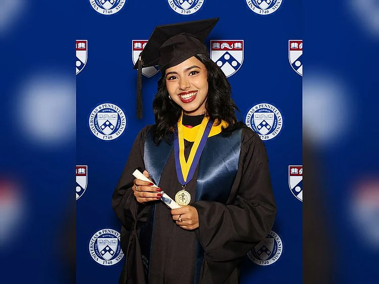 Dorothy-Jane-Thomas-after-winning--Richard-J.-Estes-Global-Citizenship-Award-from-the-University-of-Pennsylvania-1717477057646