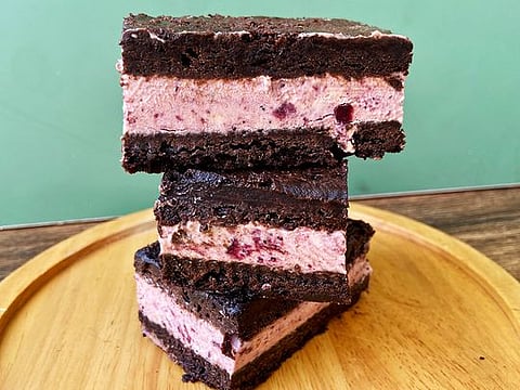 The ultimate summer treat: Chocolate blueberry ice cream sandwiches
