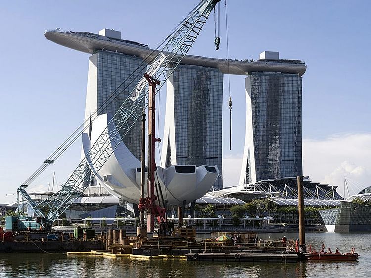 STOCK Singapore skyline