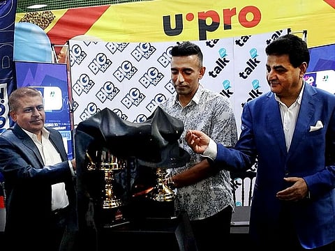 Robin Uthappa (centre) is seen during the press conference held at UPro Sports, Al Quoz, Dubai. 
