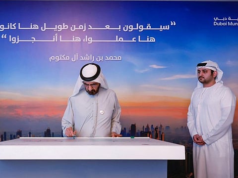 His Highness Sheikh Mohammed bin Rashid Al Maktoum approving the project in the presence of Sheikh Maktoum bin Mohammed bin Rashid Al Maktoum