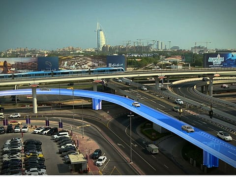 The project involves the construction of a 300-metre bridge on Sheikh Zayed Road with a single lane, providing direct access to the Mall of the Emirates parking lots for motorists coming from Abu Dhabi and Jebel Ali.