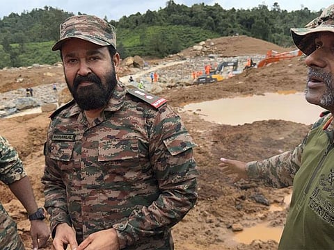Mohanlal along with his 122 TA Bn visits Wayanad.