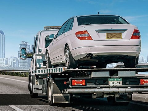  Drivers who fail to comply will be fined Dh400 and receive 4 traffic points. 