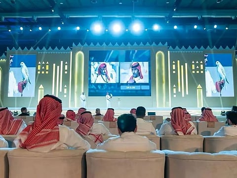 The auction’s live coverage was broadcasted on TV and streamed on social media.