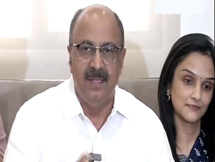 Actor Siddique of General Secretary of AMMA and actress Jomol 
