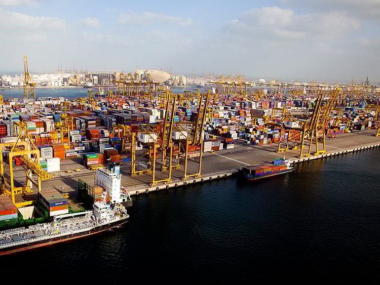Stock-Jebel-Ali-Port