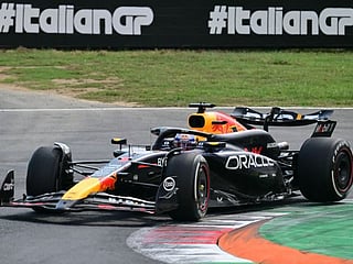 Frustrated Verstappen says ‘undriveable’ car risks costing him F1 title