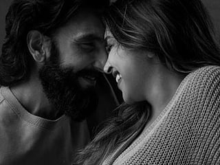 Look: Deepika Paudukone releases her maternity photoshoot pictures with Ranveer Singh