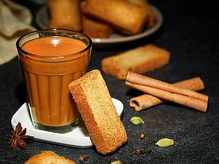 What is the secret ingredient that makes karak tea special?