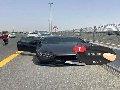 Dubai Police rescue a driver after his vehicle's cruise control malfunction on a highway
