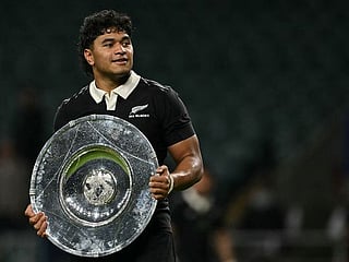 All Black Sititi humble over Ardie Savea comparison after dazzling display