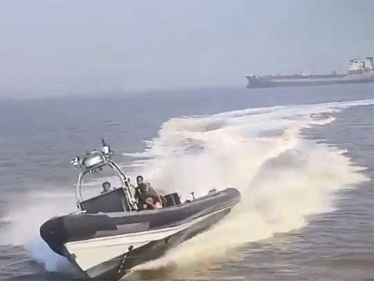 13 dead after Indian navy speedboat rams ferry off Mumbai