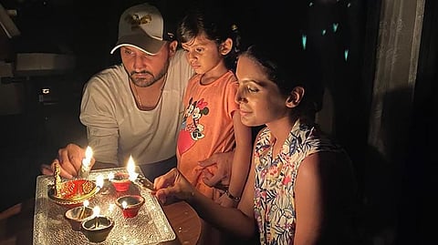 Harbhajan begins every morning listening to prayer recitals with wife Geeta and daughter Hinaya Heer 