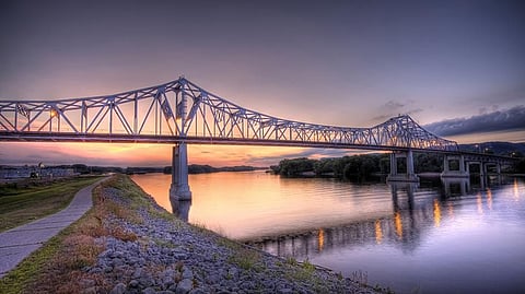 Taking the pulse of America on a journey along the Mississippi river 