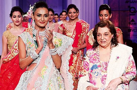 Pallavi Jaikishan with models. 