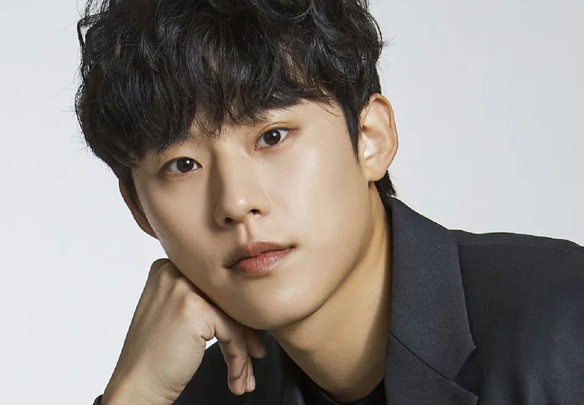 South Korean actor Kim Sung-cheol apologises after offensive poll ...